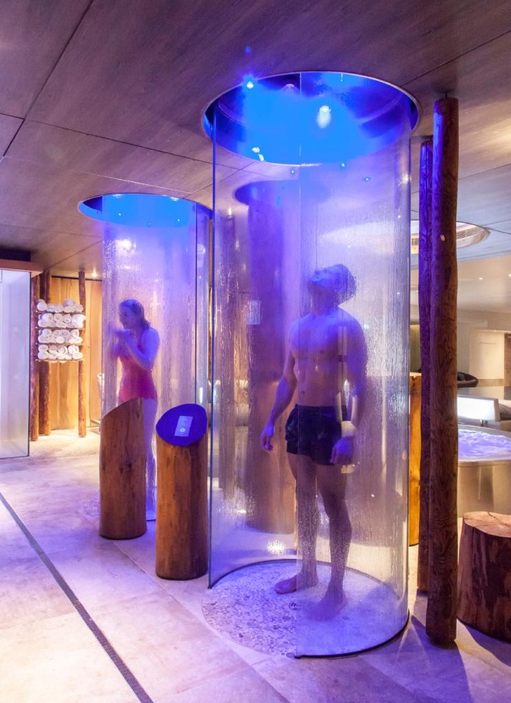Champneys-Forest-Mere-Spa-Interior-Design-experience-showers